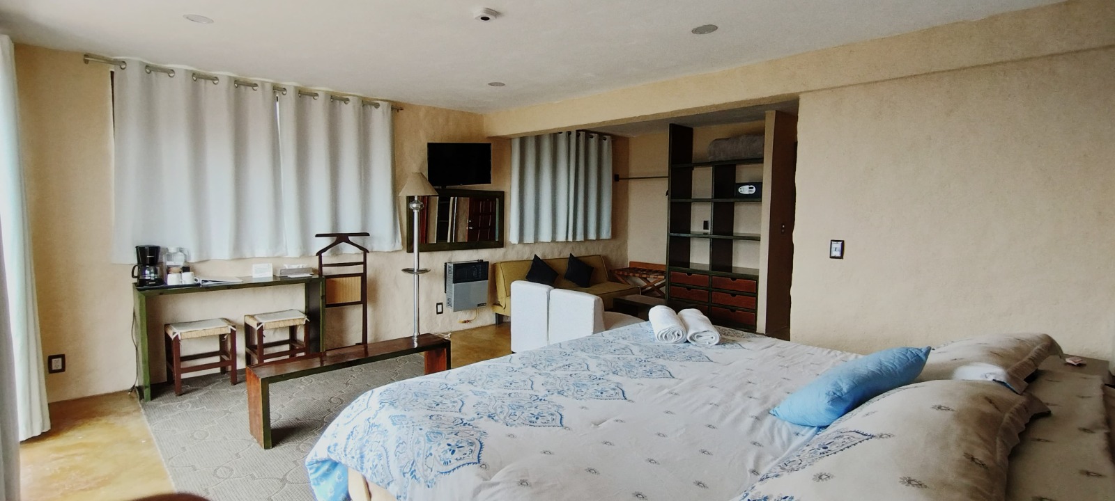 Suite Familiar de dos habitaciones conectadas con vistas espectaculares Suite Familiar de dos habitaciones conectadas con vistas espectaculares